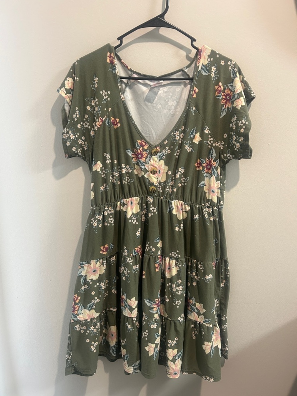 No Boundaries Olive Green Floral Scoop Neck Top